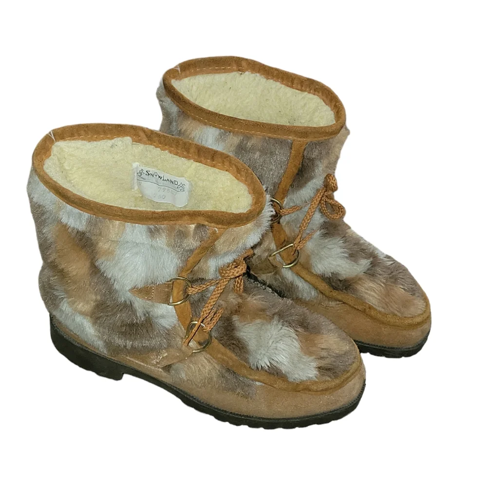 Vintage Snowland Leather and Faux Fur Snow Winter Boots sz 9